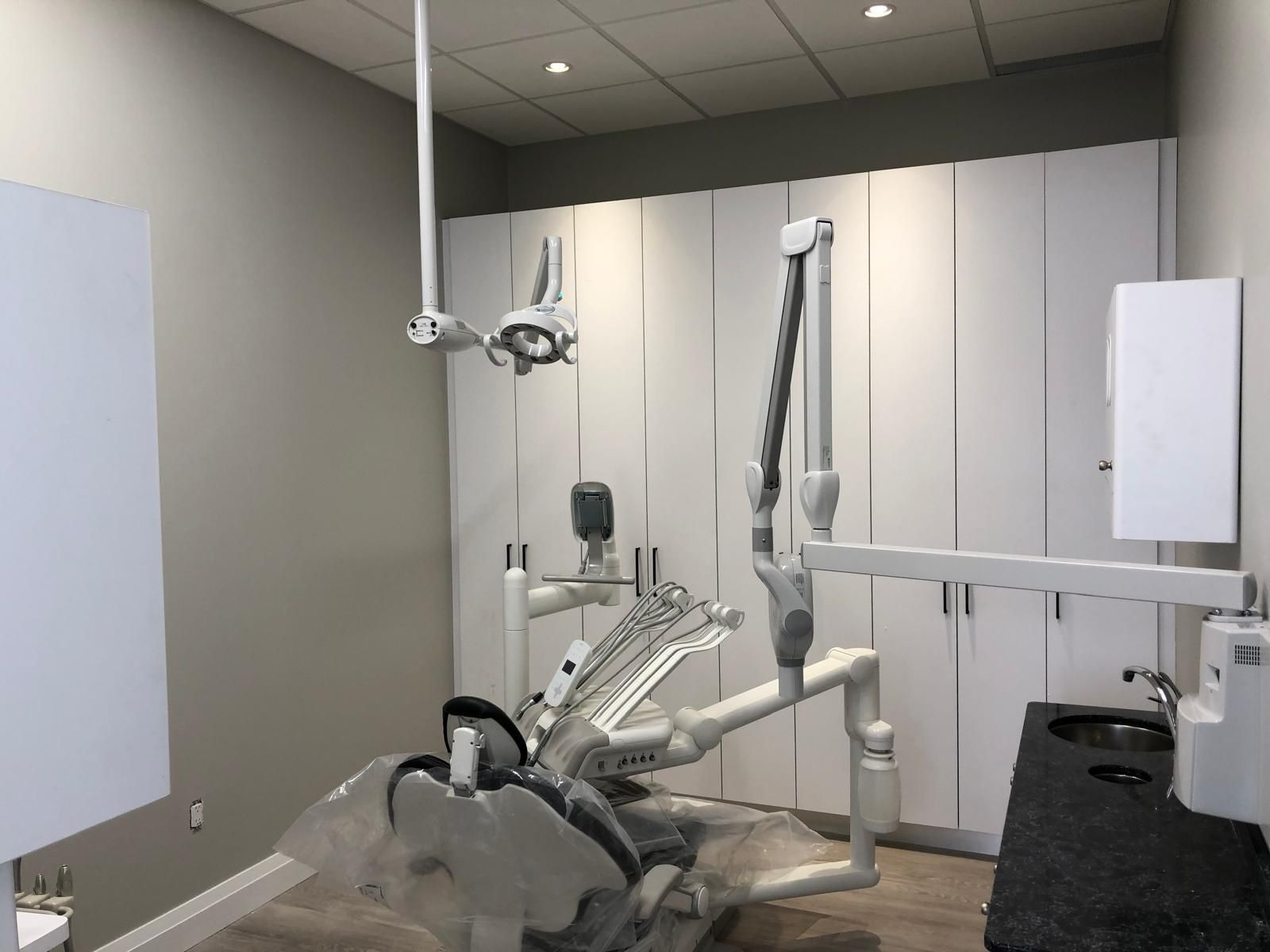 Aryana Painters photo 1