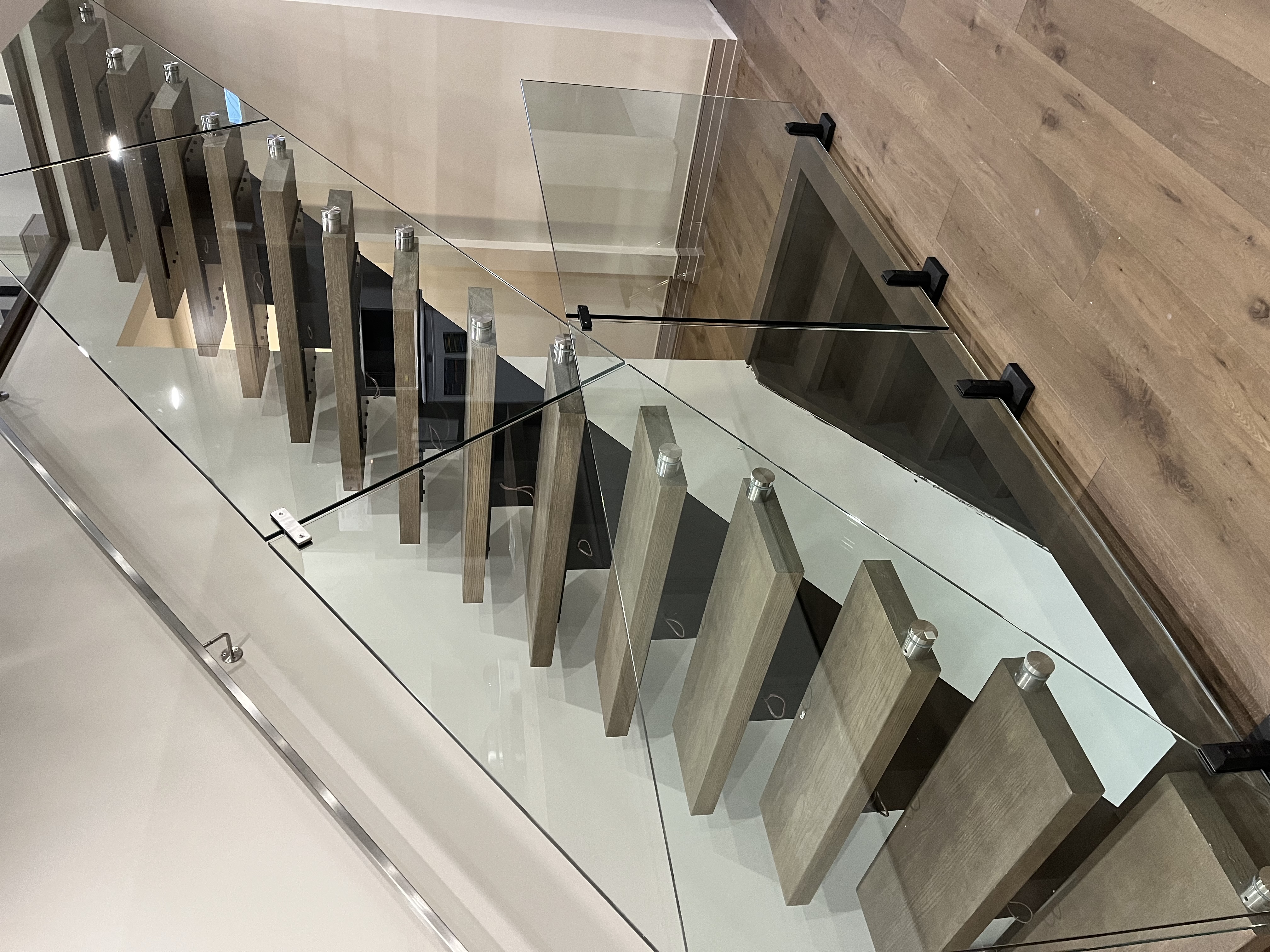 Modern Stairs Plus photo 1